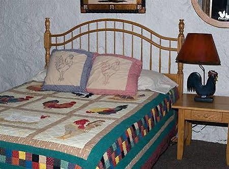 Stone Mill Hotel & Suites Lanesboro Экстерьер фото