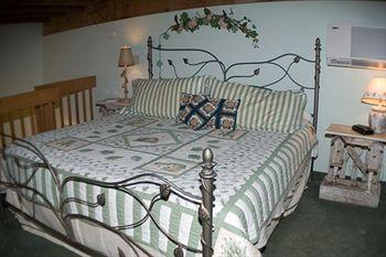 Stone Mill Hotel & Suites Lanesboro Экстерьер фото